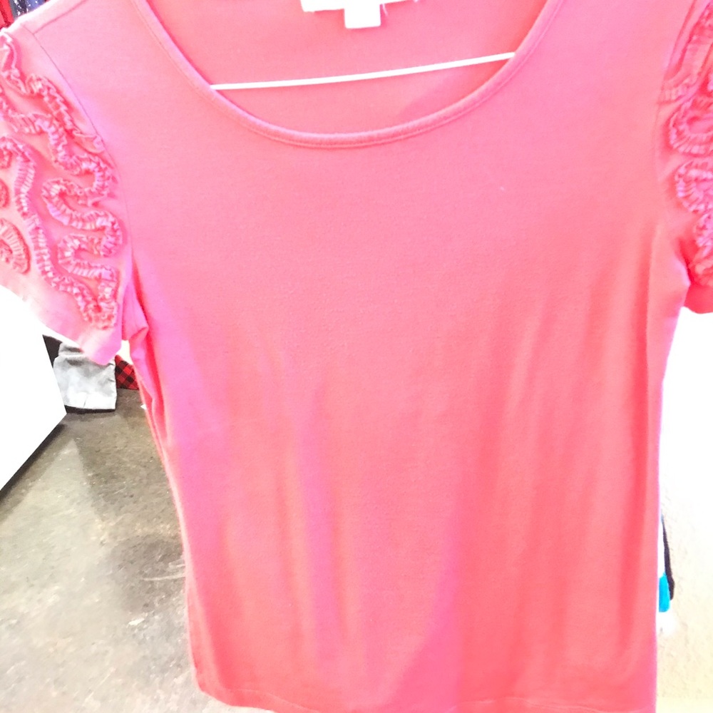 Tops - Picture 5 of 8